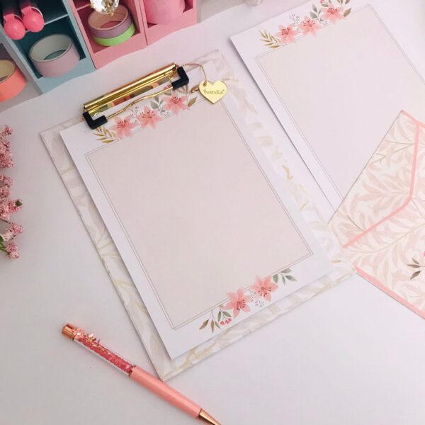 Prancheta Estampada A5 com 30 Folhas Decoradas - Floral Elegante