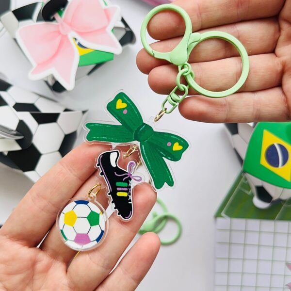 Chaveiro Charm Laço e Chuteira
