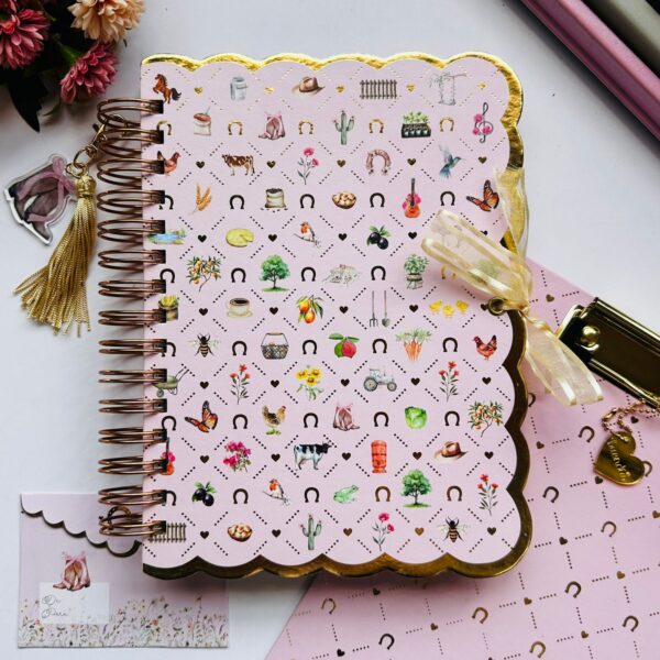 Caderno Wire-o A5 (21 x 14,8cm) - Coisas da Roça Cor de Rosa - Folhas Decoradas Reposicionáveis