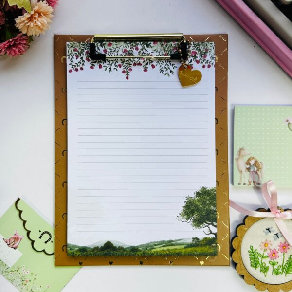Prancheta Estampada A5 + 40 Folhas Decoradas - Fivelas Hotstamping Marrom